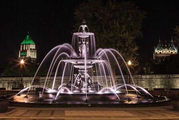 ©TrevorAwalt_20130527-IMG_1223_Fontaine de Tourny